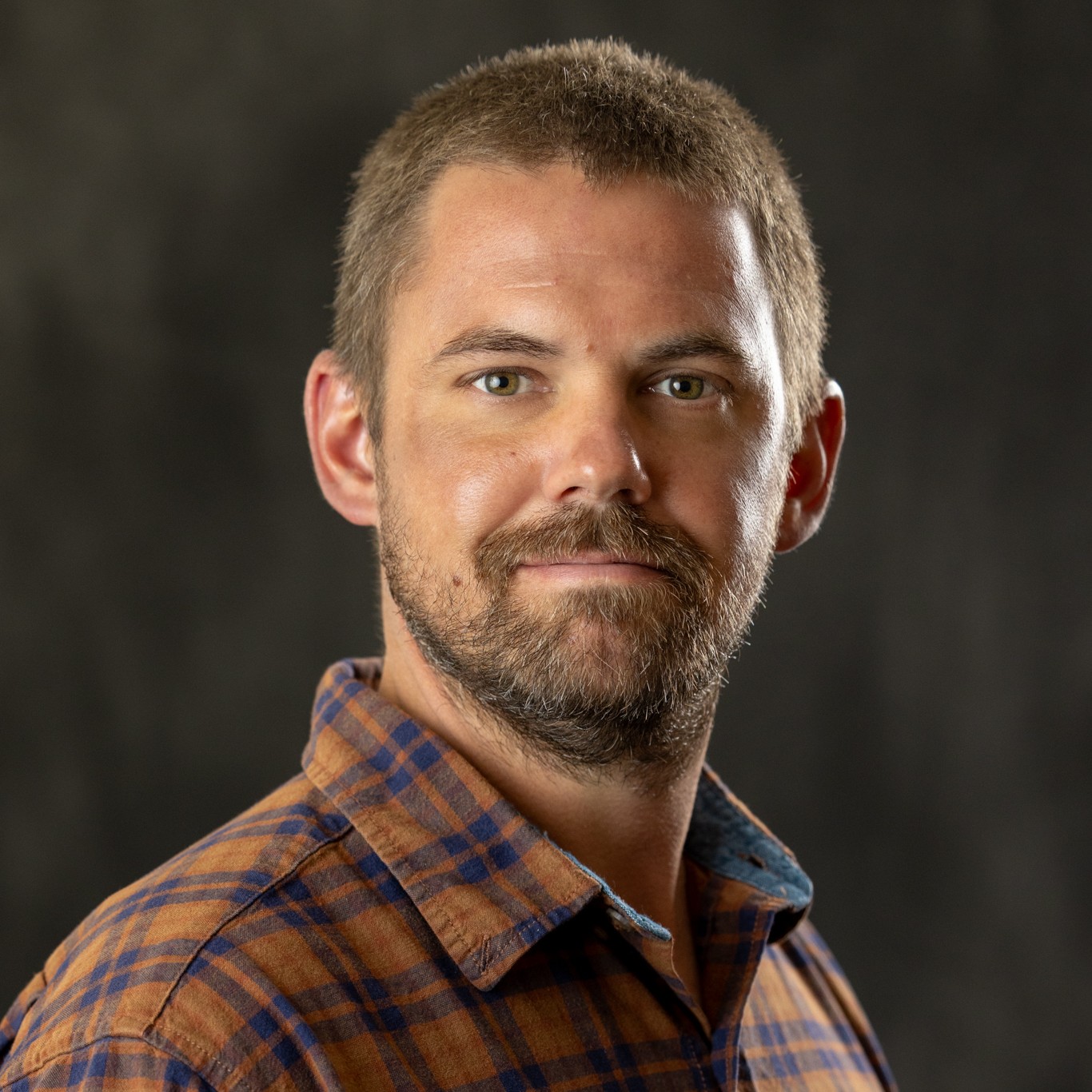 Daniel Mayfield Headshot