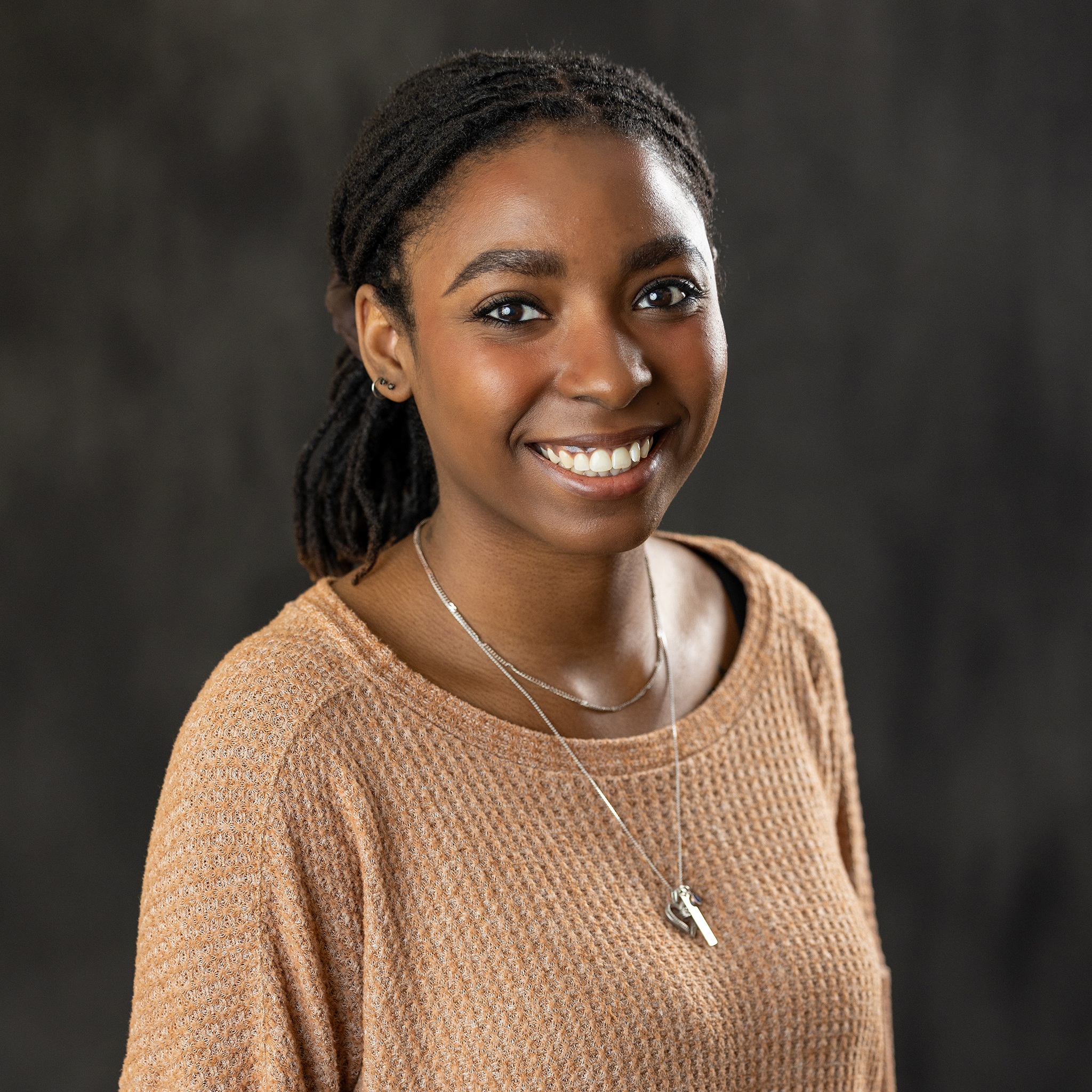Makaela Bowen Headshot