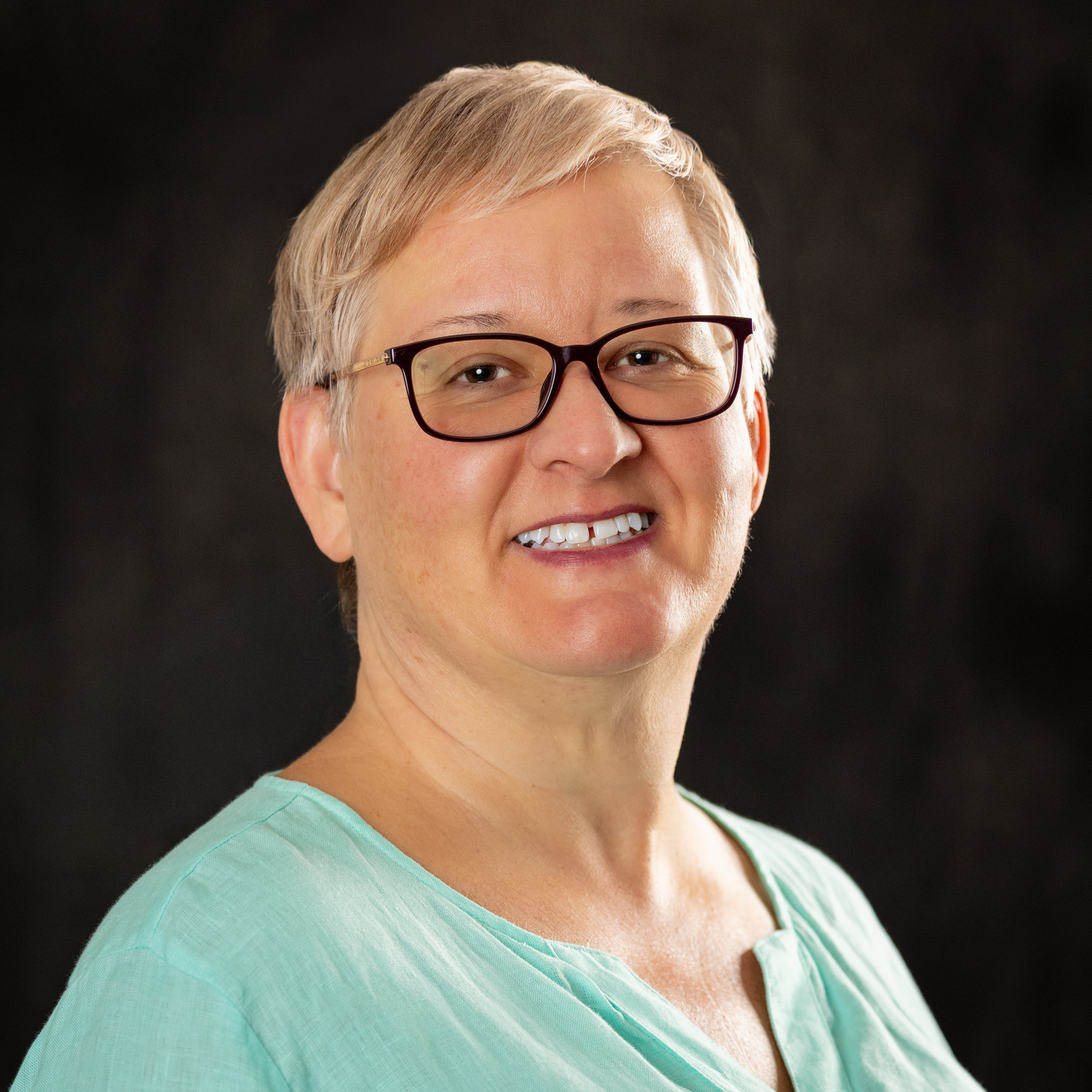 Tammy Prater Headshot